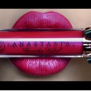 Anastasia Beverly Hills "Sugar Plum"